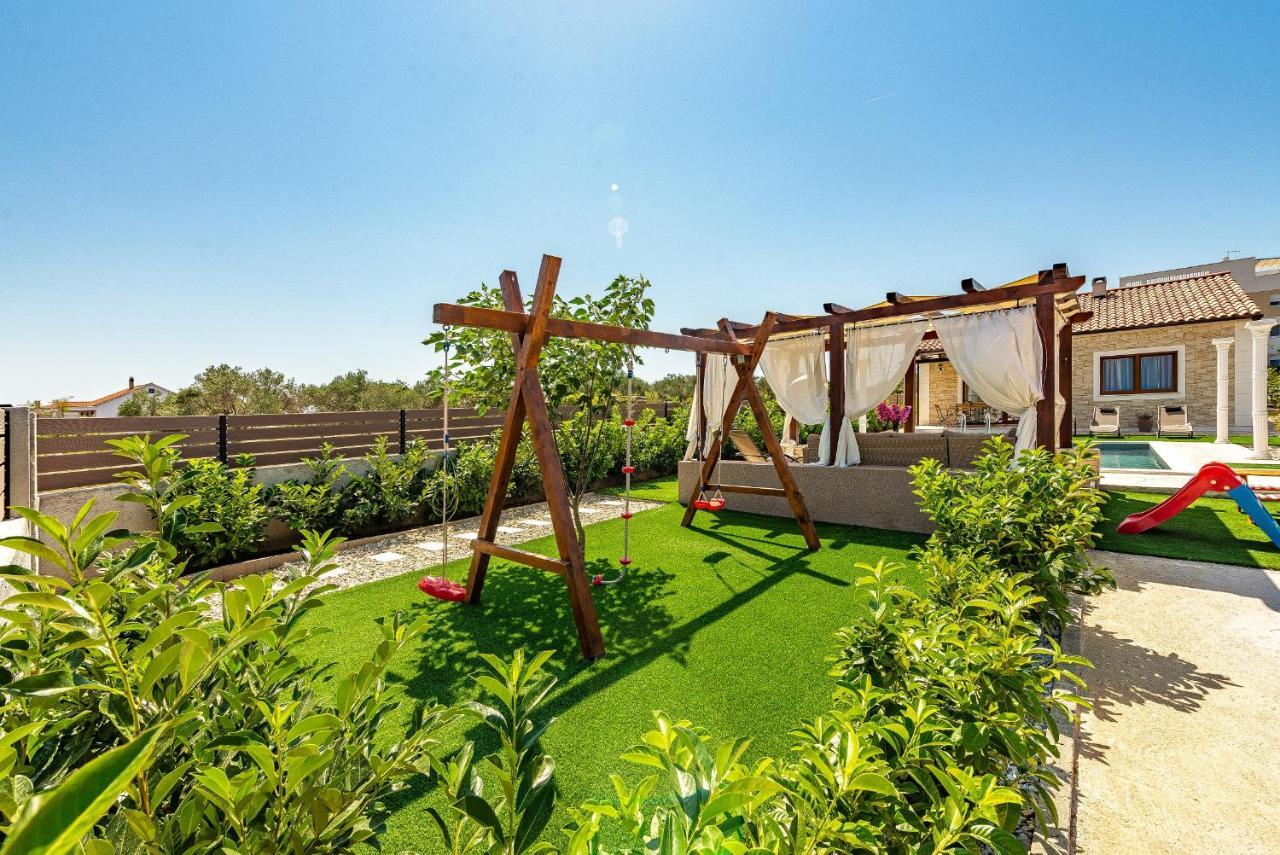 Villa Aldonna Бибине Екстериор снимка