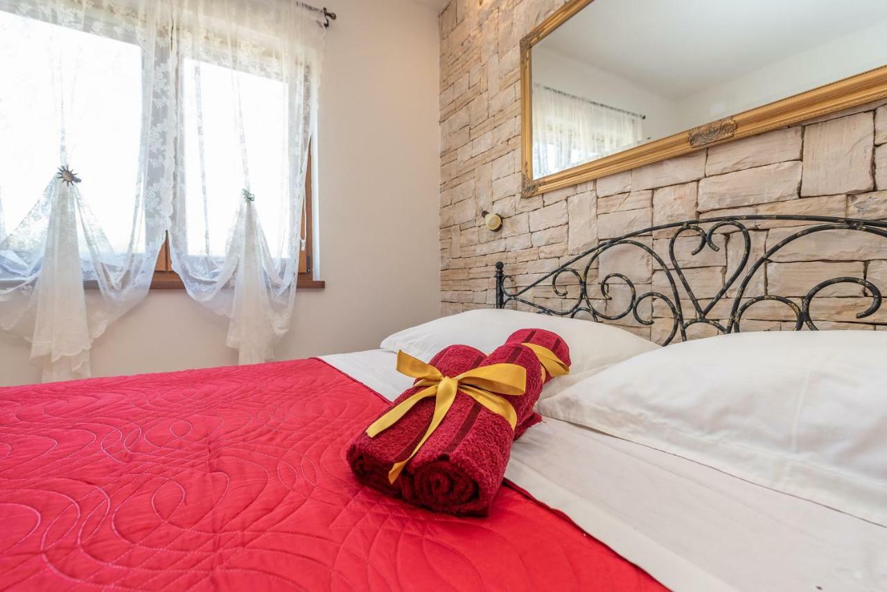 Villa Aldonna Бибине Екстериор снимка